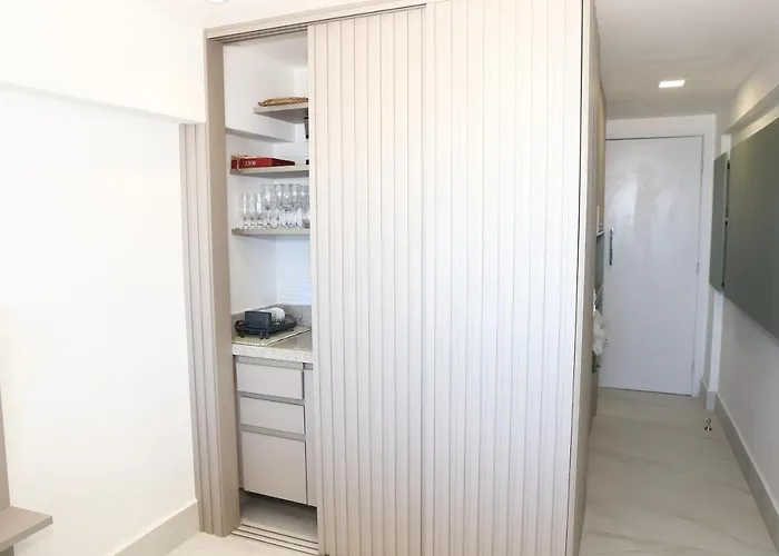 Flat à Beira Mar com Varanda em Frente as Piscinas Naturais 307 Pôrto das Galinhas